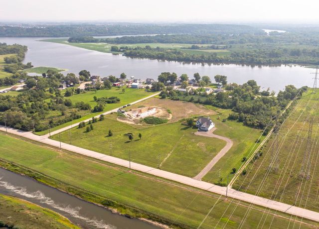 6256 N Dresden Road, Morris, IL 60450