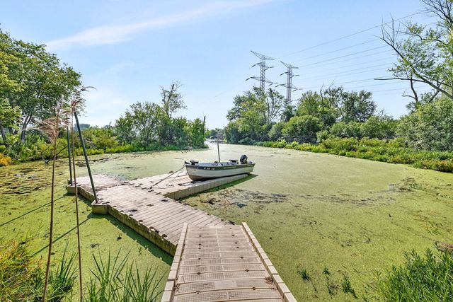 6256 N Dresden Road, Morris, IL 60450