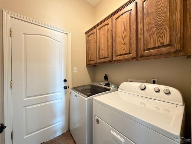 208 N 15th Street, Hidalgo, TX 78557