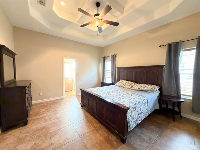208 N 15th Street, Hidalgo, TX 78557