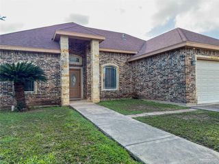 208 N 15th Street, Hidalgo, TX 78557
