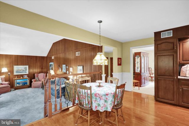 10 PEBBLEBROOK LN, Mohnton, PA 19540