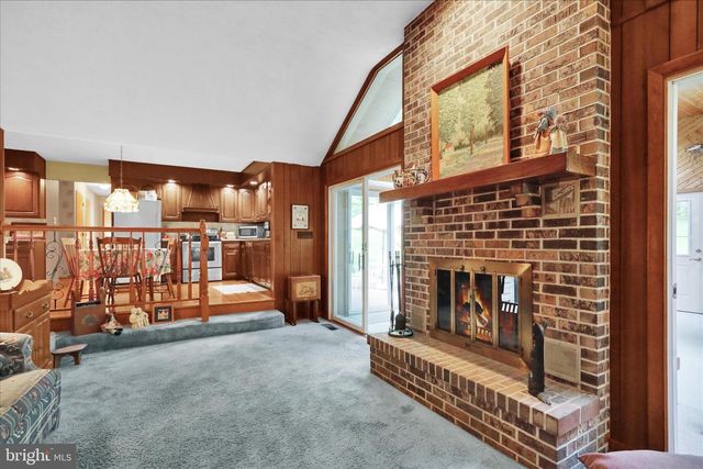 10 PEBBLEBROOK LN, Mohnton, PA 19540