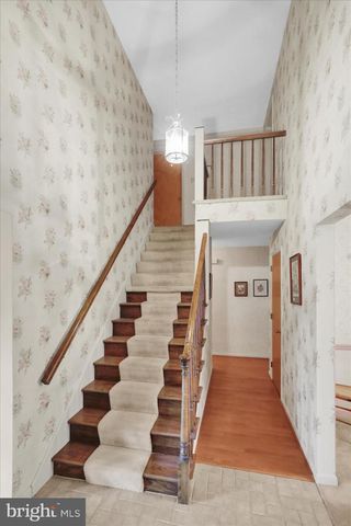 10 PEBBLEBROOK LN, Mohnton, PA 19540