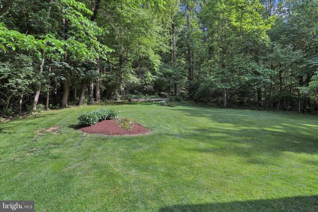 10 PEBBLEBROOK LN, Mohnton, PA 19540