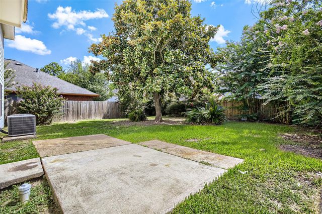 13822 Dentwood Drive, Houston, TX 77014