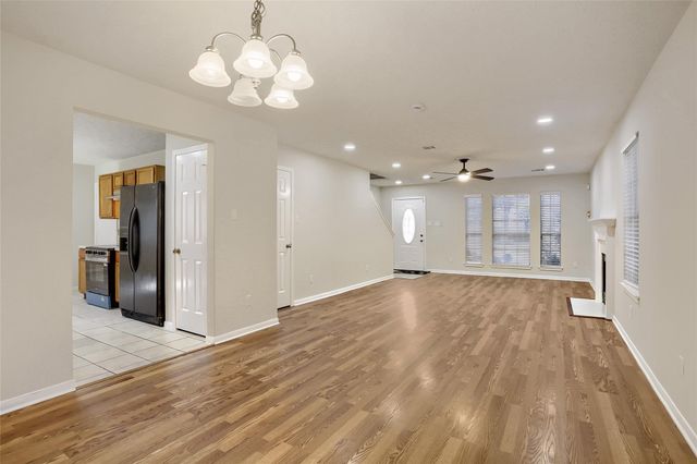 13822 Dentwood Drive, Houston, TX 77014