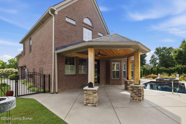 18701 Foxbough Glen Pl, Louisville, KY 40245