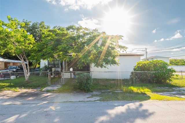 7190 NW 21st Ave, Miami, FL 33147
