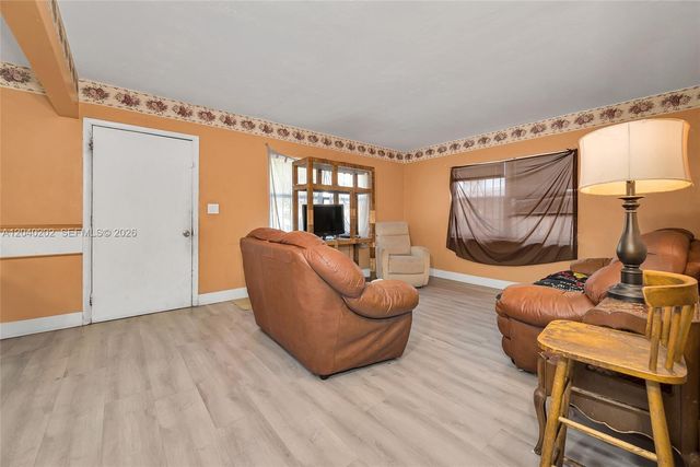7190 NW 21st Ave, Miami, FL 33147