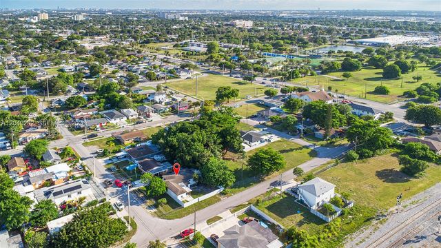 7190 NW 21st Ave, Miami, FL 33147