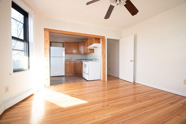 29 William St 22, Worcester, MA 01609