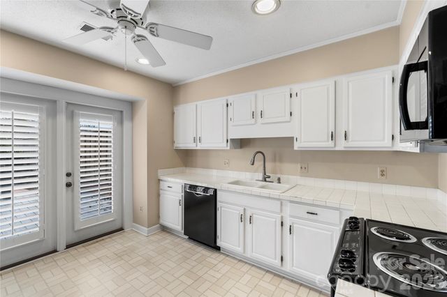 5018 Sunningdale Court, Charlotte, NC 28226