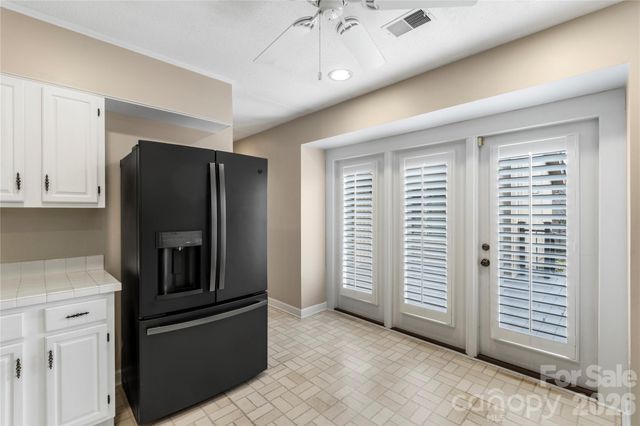 5018 Sunningdale Court, Charlotte, NC 28226