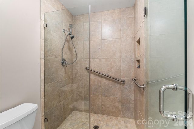 5018 Sunningdale Court, Charlotte, NC 28226