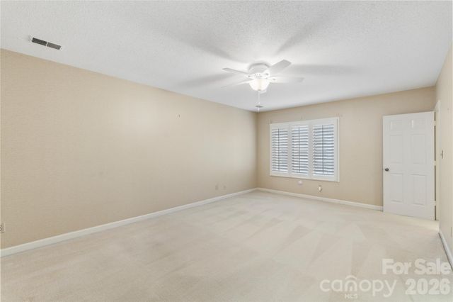 5018 Sunningdale Court, Charlotte, NC 28226