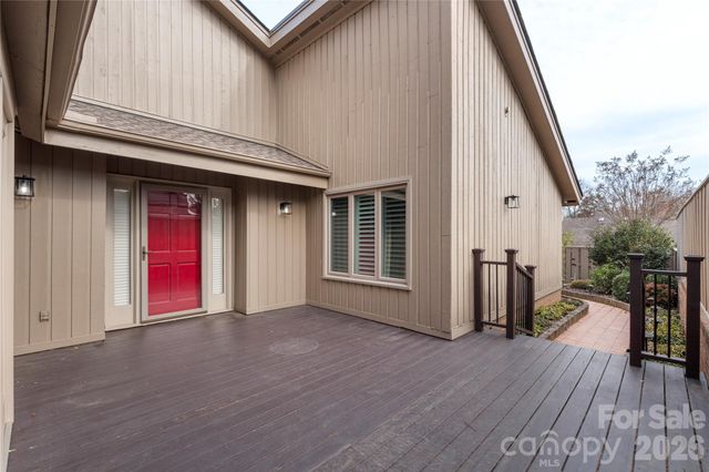 5018 Sunningdale Court, Charlotte, NC 28226