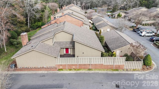 5018 Sunningdale Court, Charlotte, NC 28226