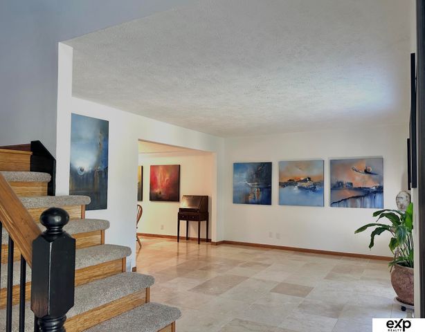 15911 Jackson Drive, Omaha, NE 68118