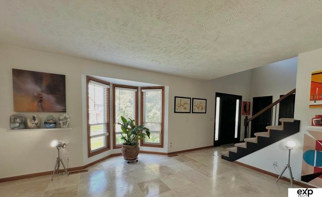 15911 Jackson Drive, Omaha, NE 68118
