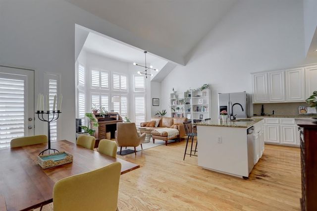 1237 W 17th Street, Houston, TX 77008