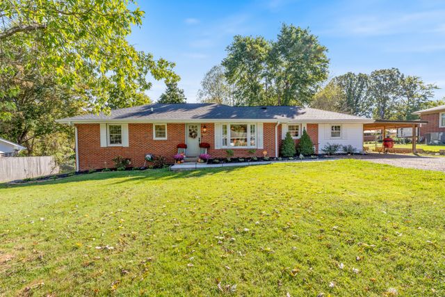 119 Louise Dr, Dickson, TN 37055