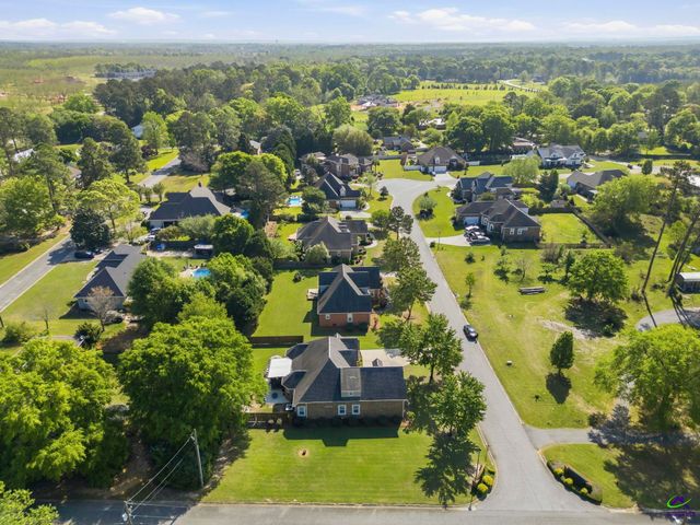 100 Constance Court, Perry, GA 31069