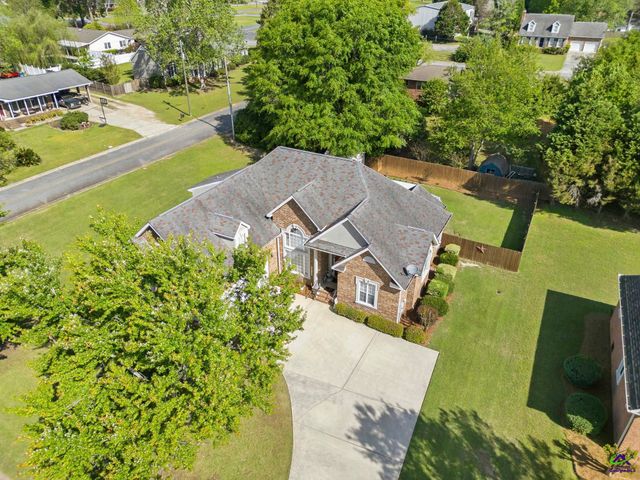 100 Constance Court, Perry, GA 31069