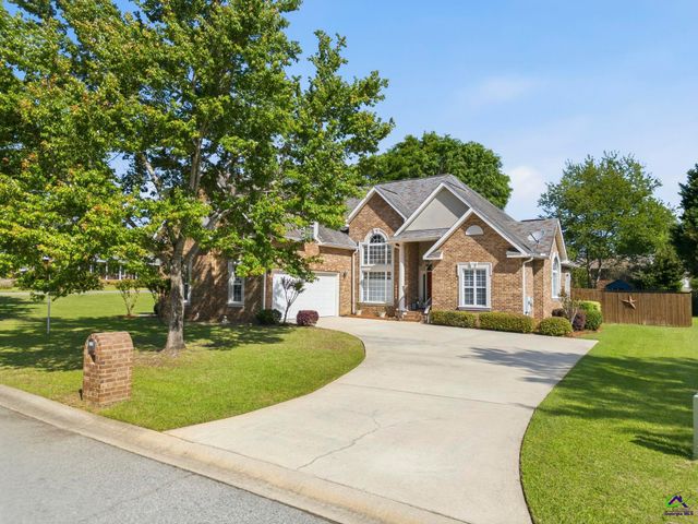 100 Constance Court, Perry, GA 31069