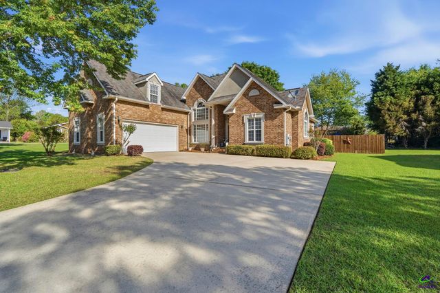 100 Constance Court, Perry, GA 31069
