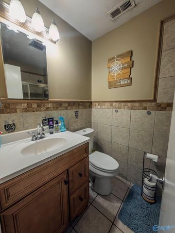 316 SW Clearview Street, Decatur, AL 35601