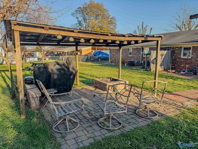 316 SW Clearview Street, Decatur, AL 35601