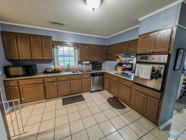 316 SW Clearview Street, Decatur, AL 35601