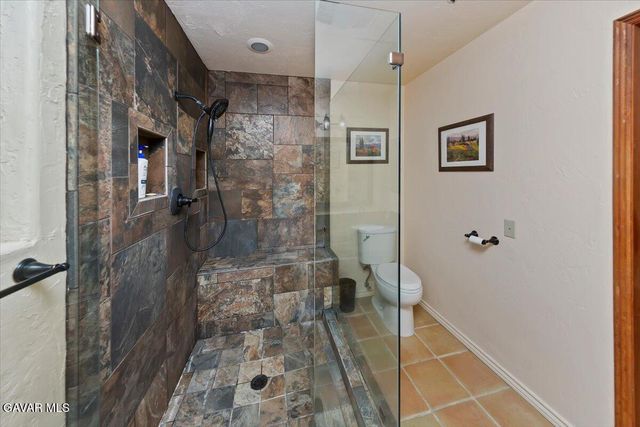 9060 Yucca Hills Road, Agua Dulce, CA 91390