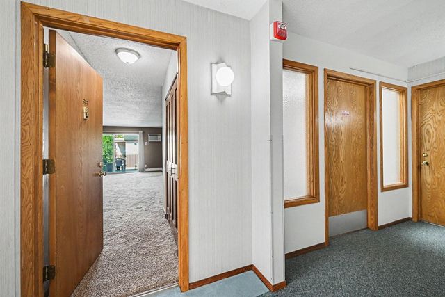2720 Dale Street N C313, Roseville, MN 55113