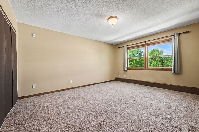 2720 Dale Street N C313, Roseville, MN 55113