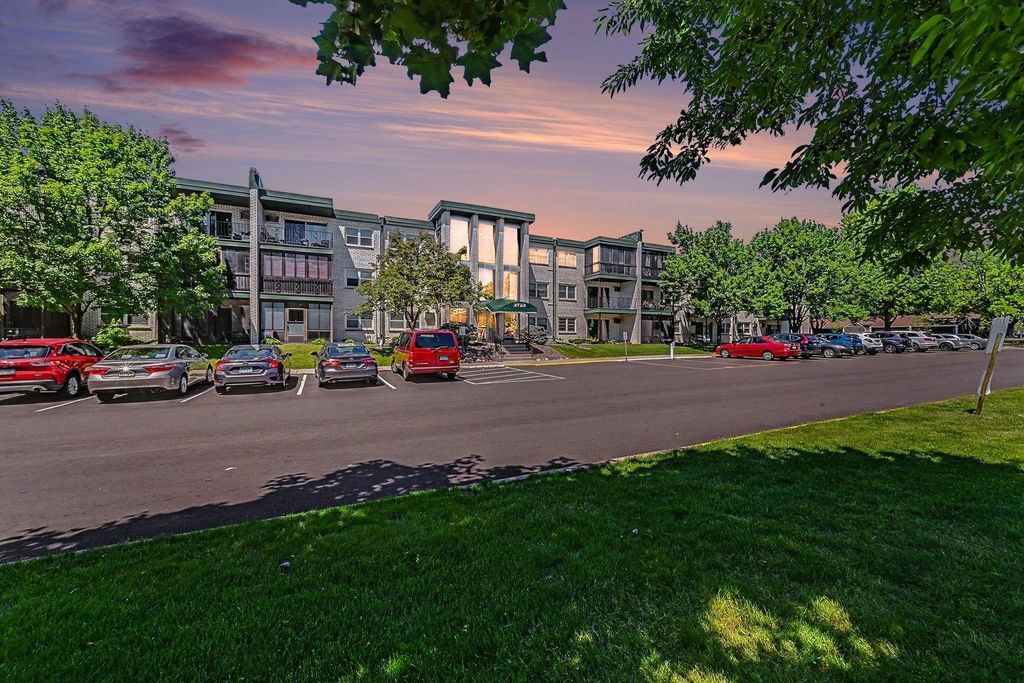 2720 Dale Street N C313, Roseville, MN 55113