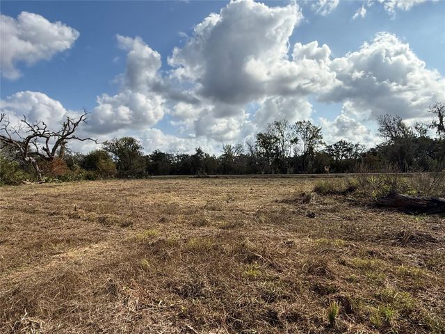 2 Cr 700, Brazoria, TX 77422