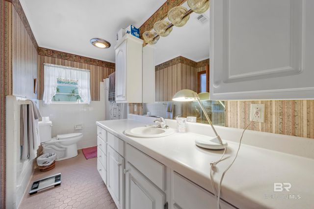 12040 County Road 54, Daphne, AL 36526