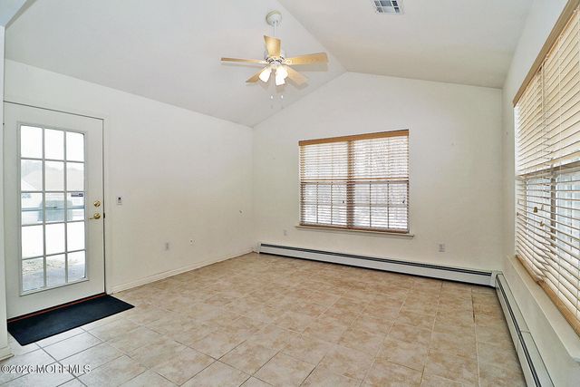 4 Stanton Court, Whiting, NJ 08759