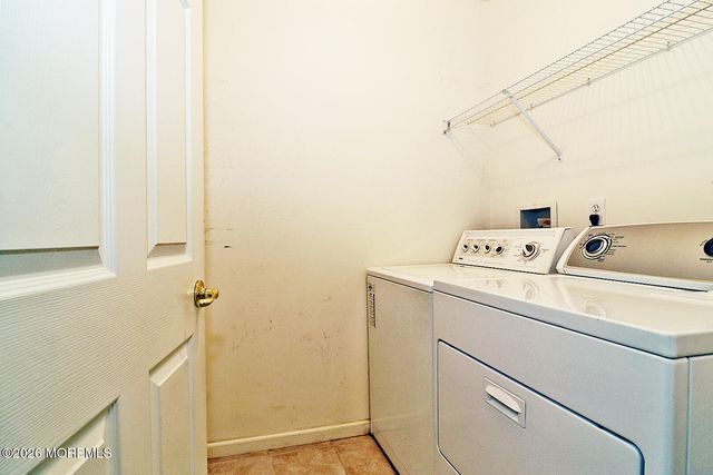 4 Stanton Court, Whiting, NJ 08759