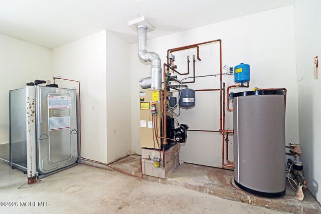 4 Stanton Court, Whiting, NJ 08759