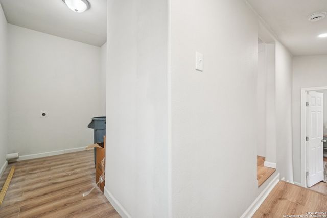 219 Nelson Ave, San Antonio, TX 78210