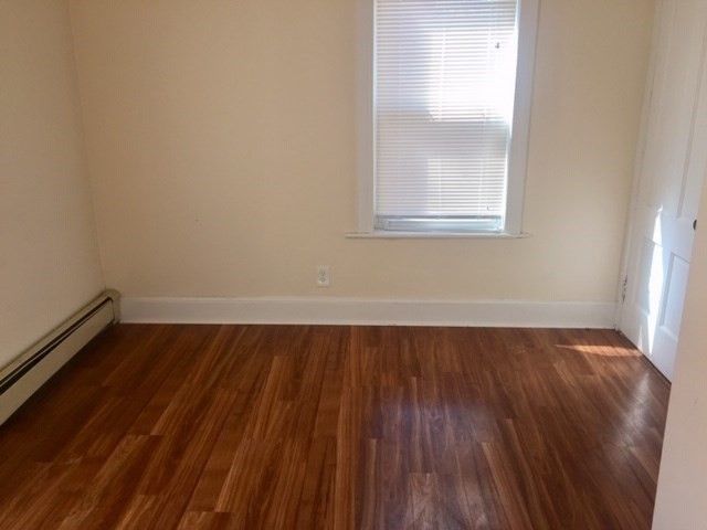 51 May St, Worcester, MA 01610