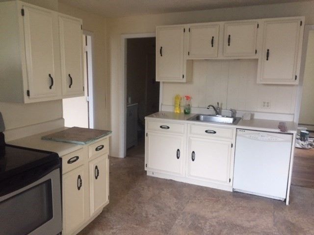 51 May St, Worcester, MA 01610