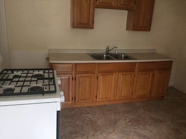 51 May St, Worcester, MA 01610