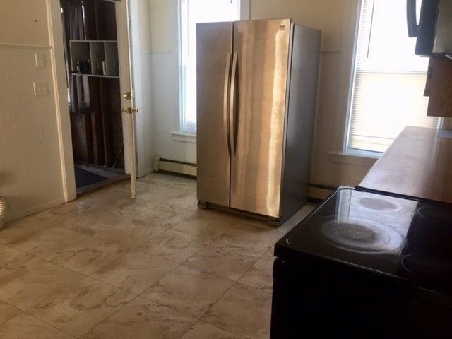 51 May St, Worcester, MA 01610