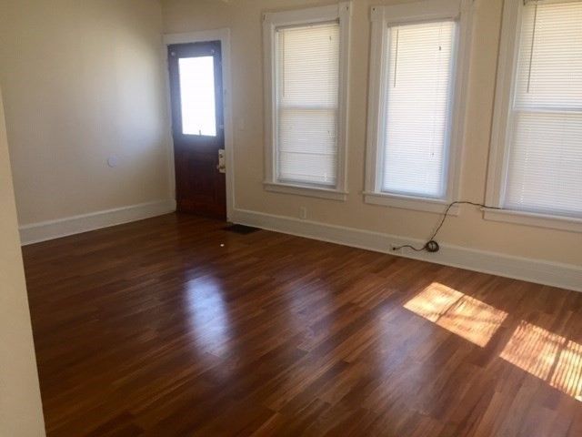 51 May St, Worcester, MA 01610