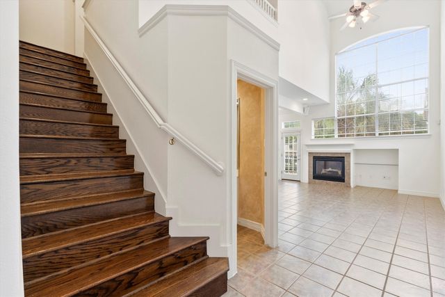 4106 Oberlin Way, Addison, TX 75001