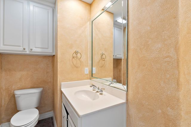 4106 Oberlin Way, Addison, TX 75001